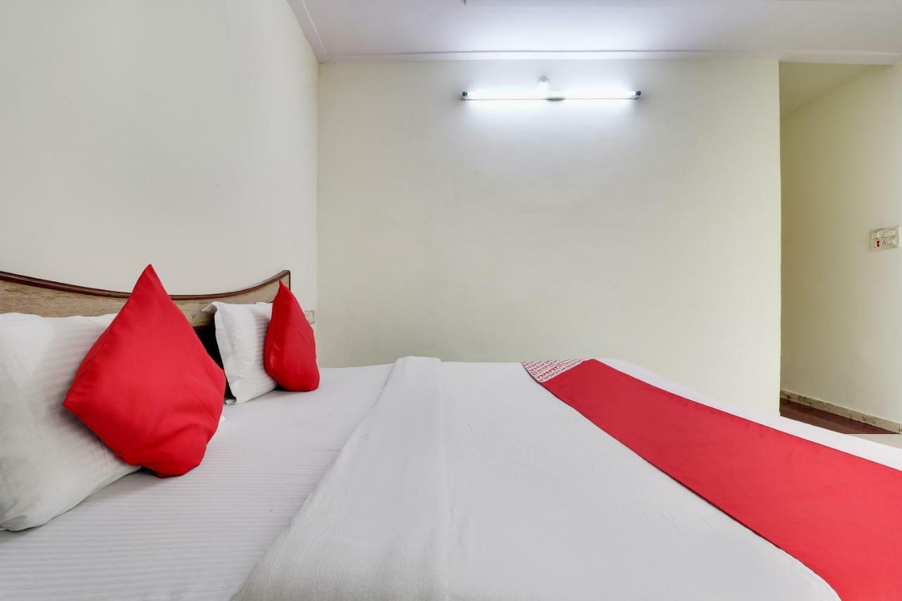 Etāwah Oyo 45398 Kunal Hotel מראה חיצוני תמונה