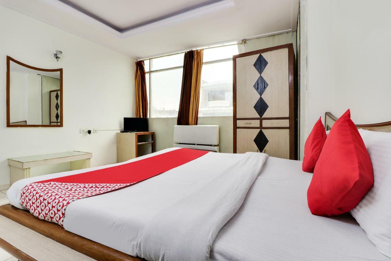 Etāwah Oyo 45398 Kunal Hotel מראה חיצוני תמונה