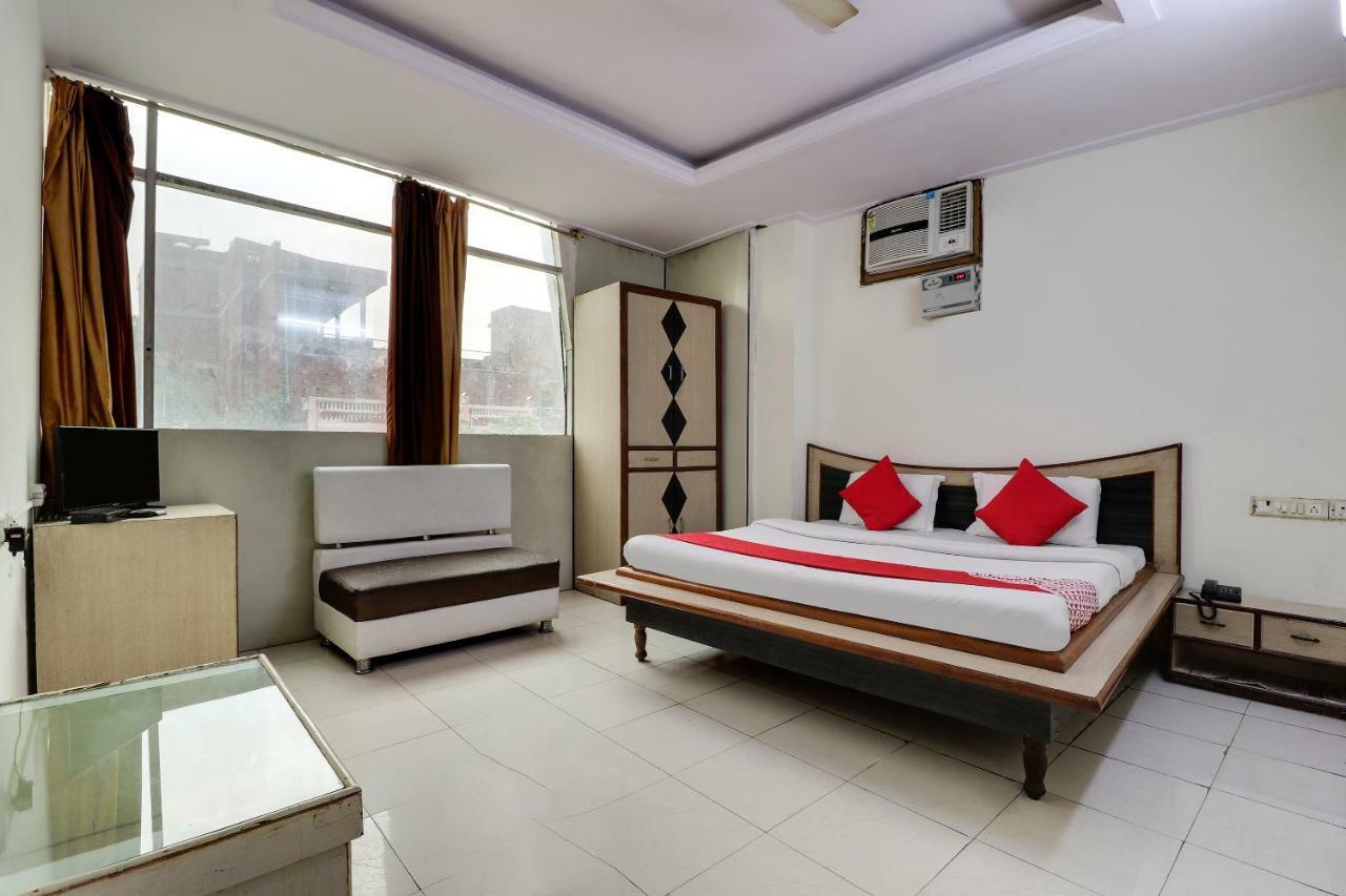 Etāwah Oyo 45398 Kunal Hotel מראה חיצוני תמונה