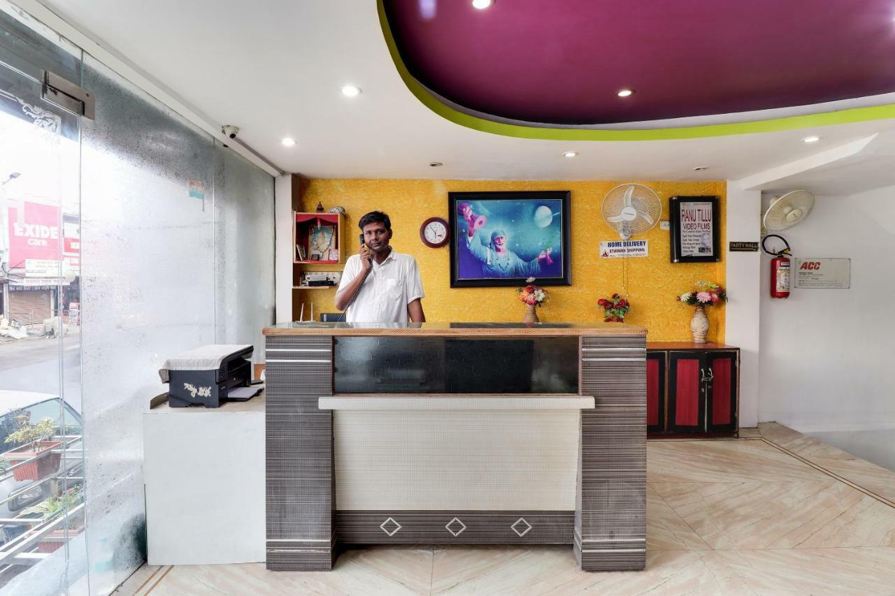 Etāwah Oyo 45398 Kunal Hotel מראה חיצוני תמונה