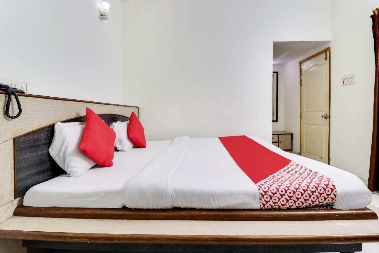 Etāwah Oyo 45398 Kunal Hotel מראה חיצוני תמונה