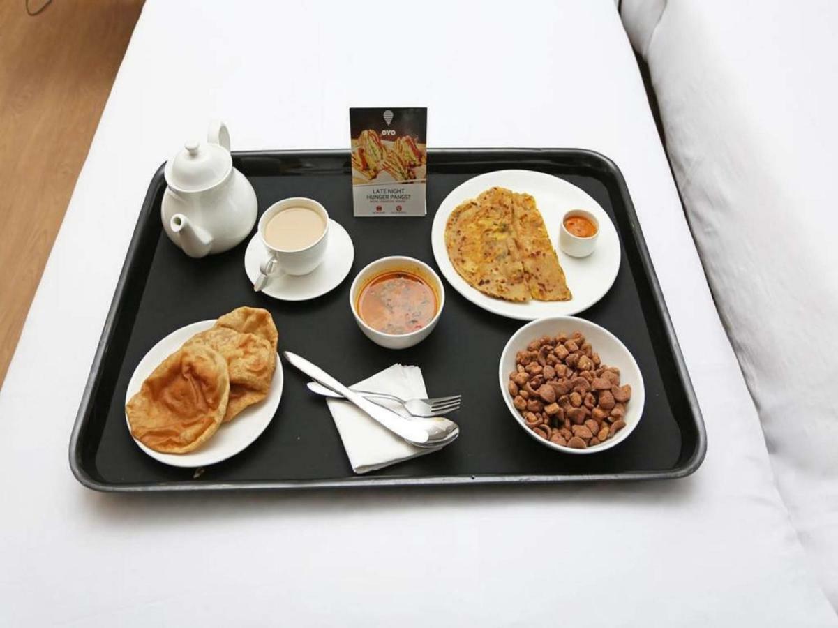 Etāwah Oyo 45398 Kunal Hotel מראה חיצוני תמונה