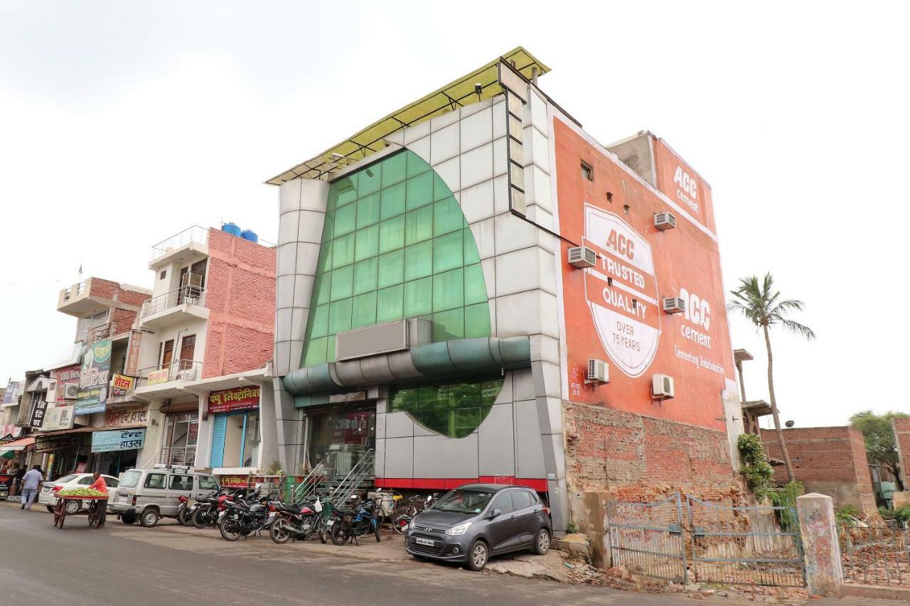 Etāwah Oyo 45398 Kunal Hotel מראה חיצוני תמונה